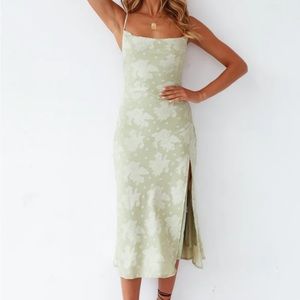 Beautiful Green Midi Dress for Wedding Guest
